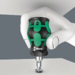 Отвертка с набором бит Wera Kraftform Kompakt Stubby Magazin 4 — изображение 2